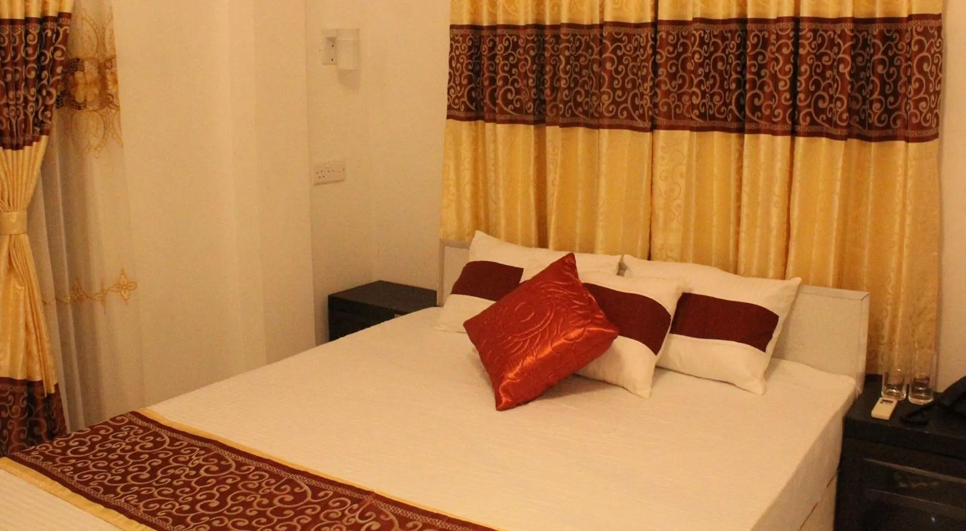 Gt Homes Holiday Resort And Restaurent Kandy