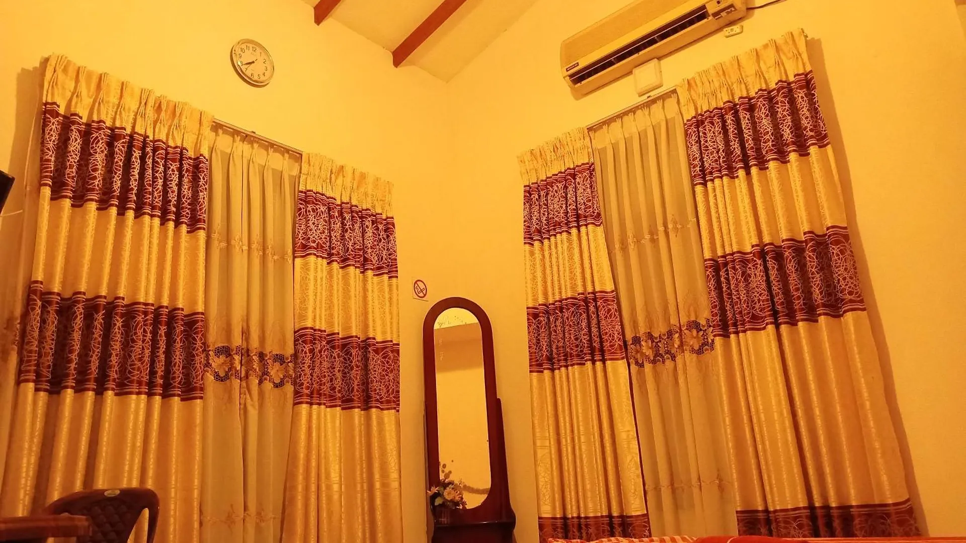 Gt Homes Holiday Resort And Restaurent Kandy Hotel